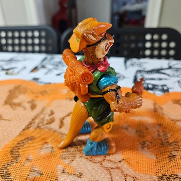 Teenage Mutant Ninja Turtles Walkabout Kangaroo Action Figure 1991 TMNT - Picture 3 of 9